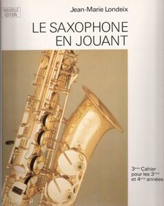 Le-saxophone-en-jouant-3eme-cahier